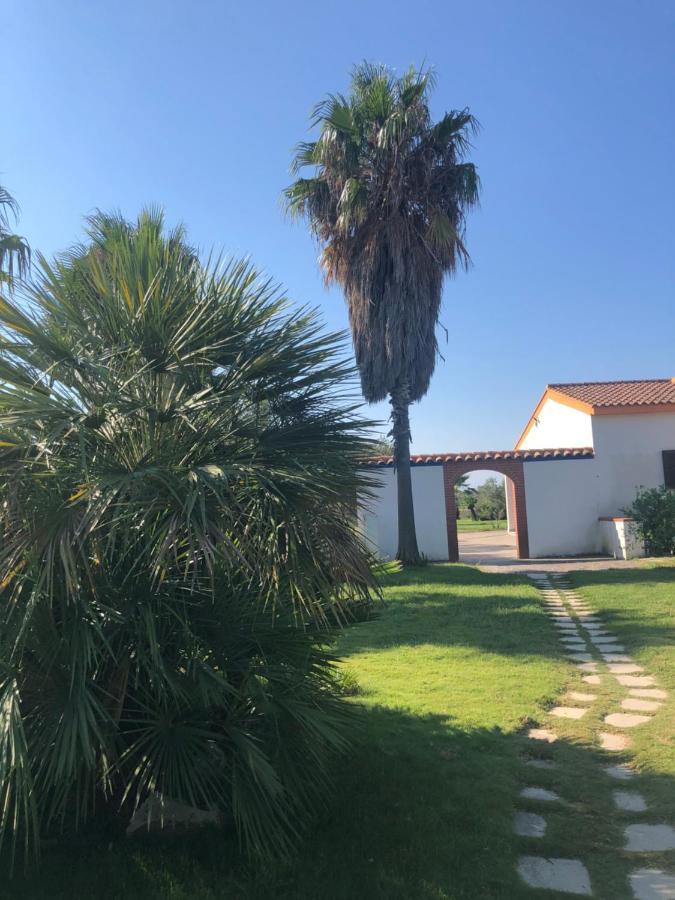 Agriturismo Is Cortillaris 까브라스 외부 사진