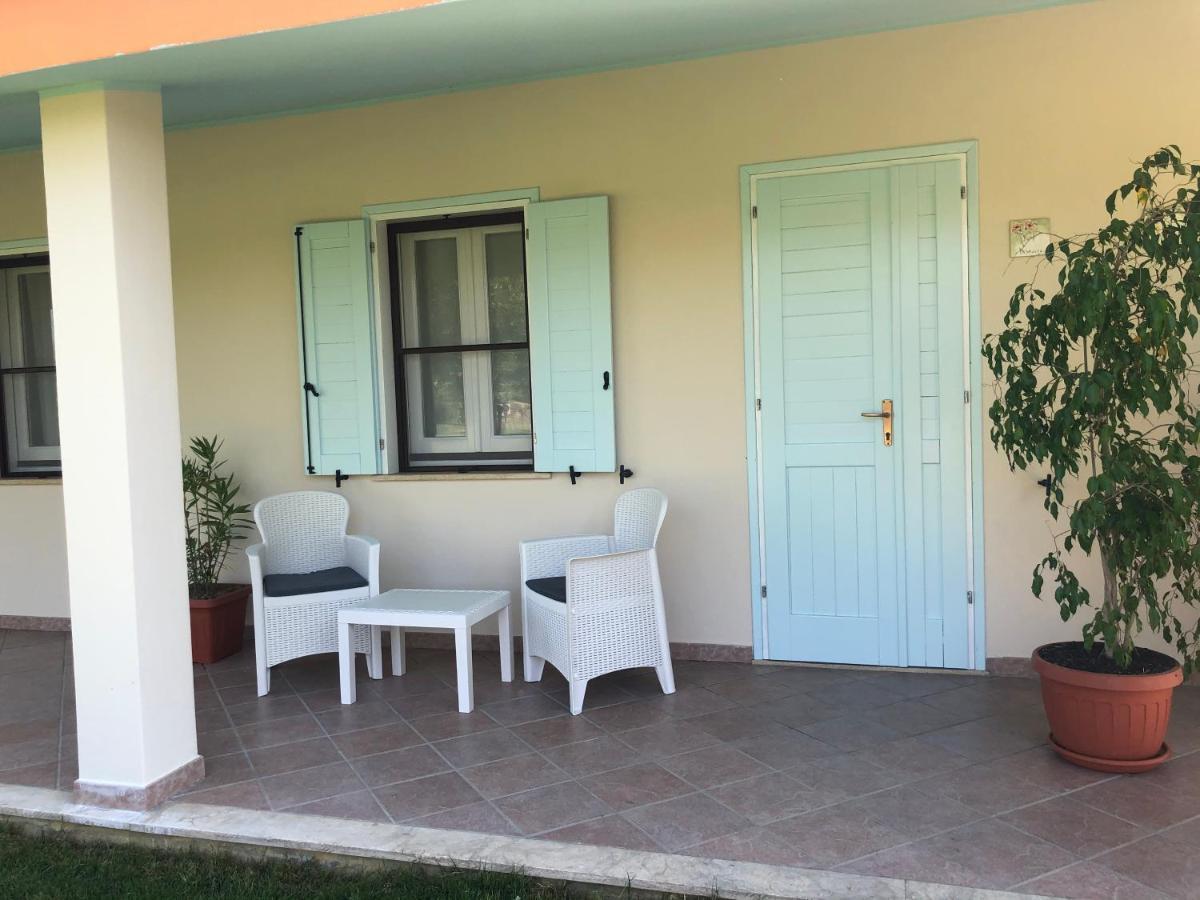 Agriturismo Is Cortillaris 까브라스 외부 사진