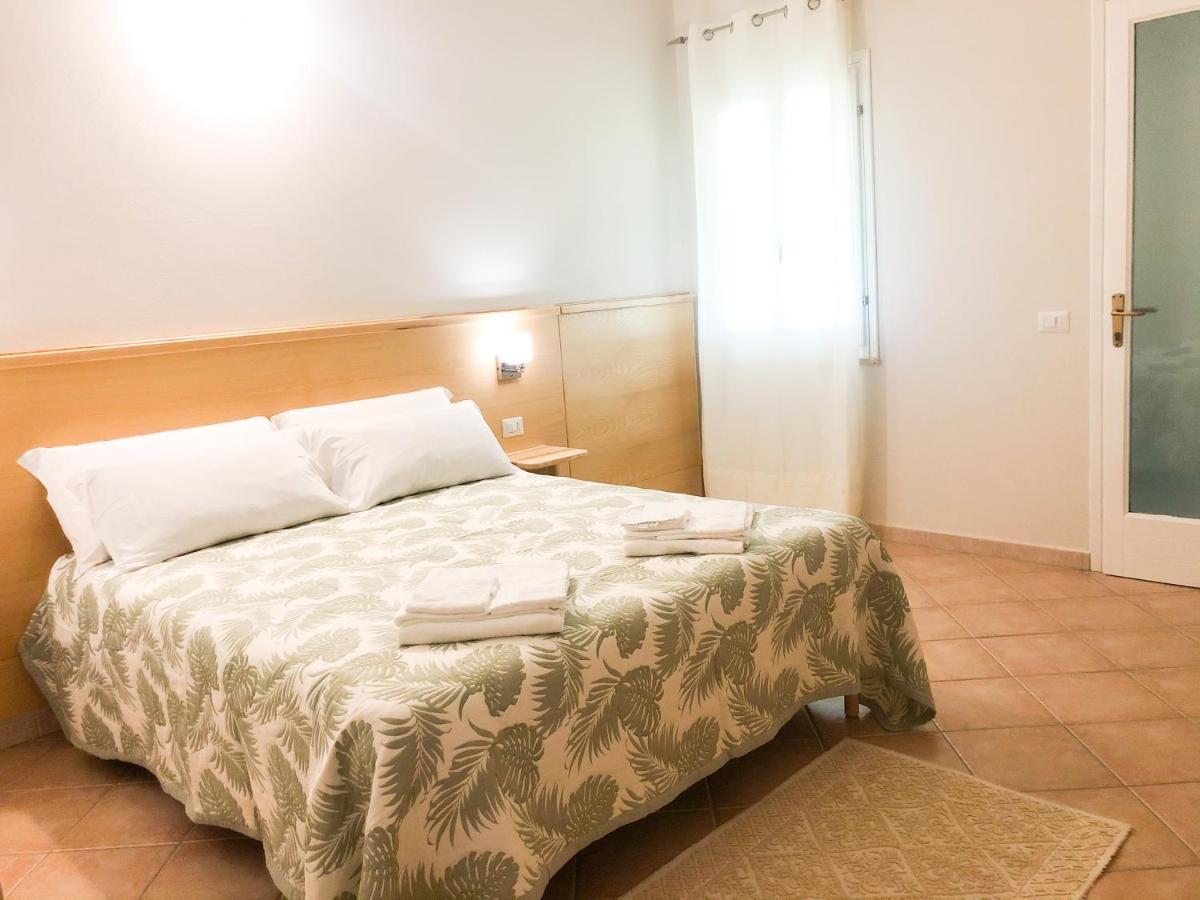 Agriturismo Is Cortillaris 까브라스 외부 사진