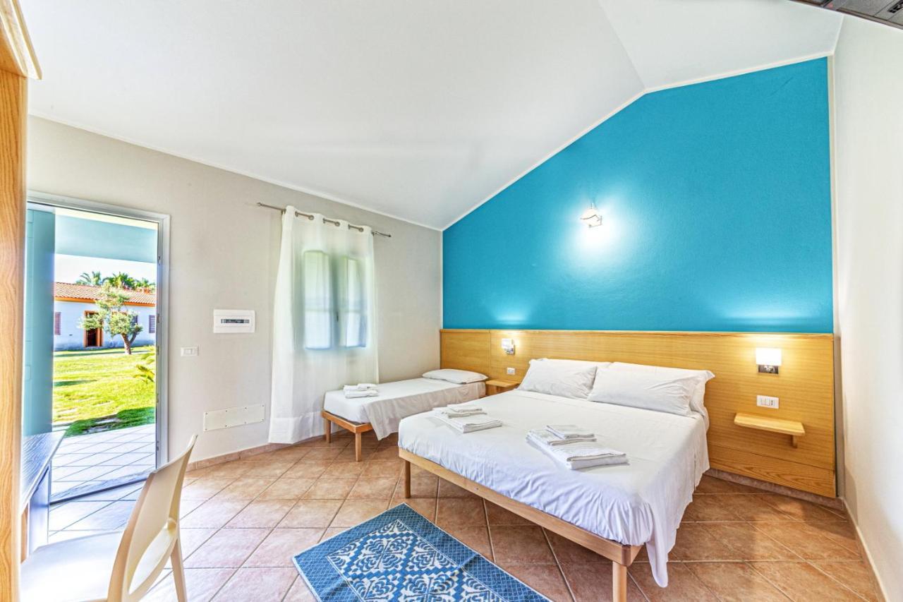 Agriturismo Is Cortillaris 까브라스 외부 사진
