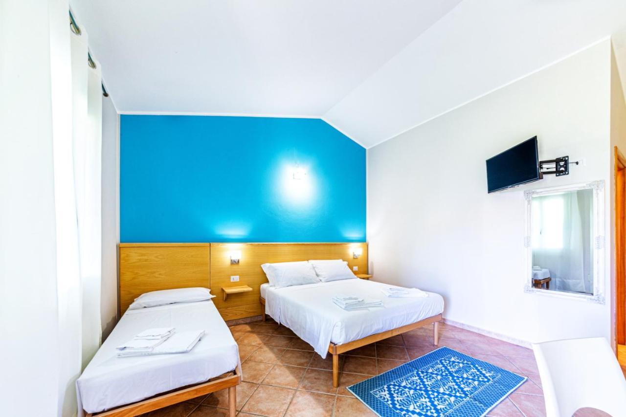 Agriturismo Is Cortillaris 까브라스 외부 사진