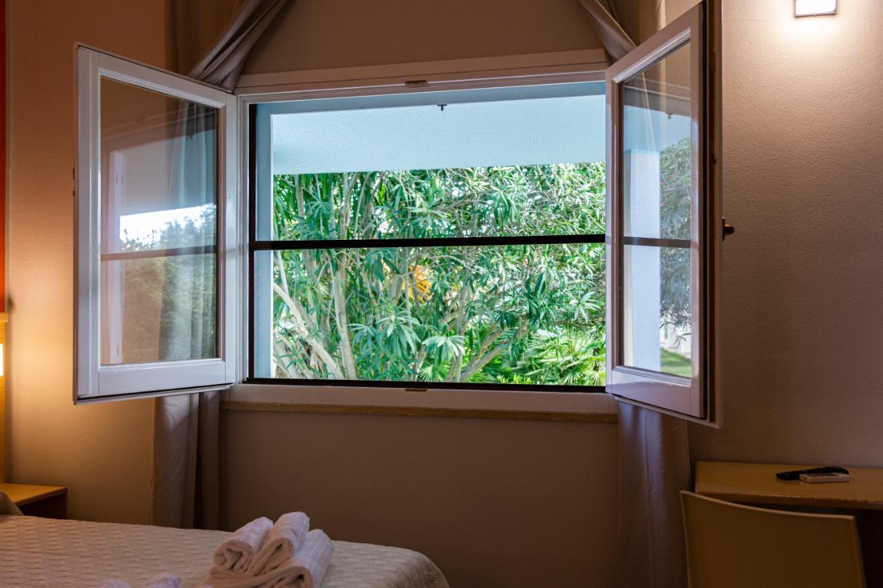 Agriturismo Is Cortillaris 까브라스 외부 사진